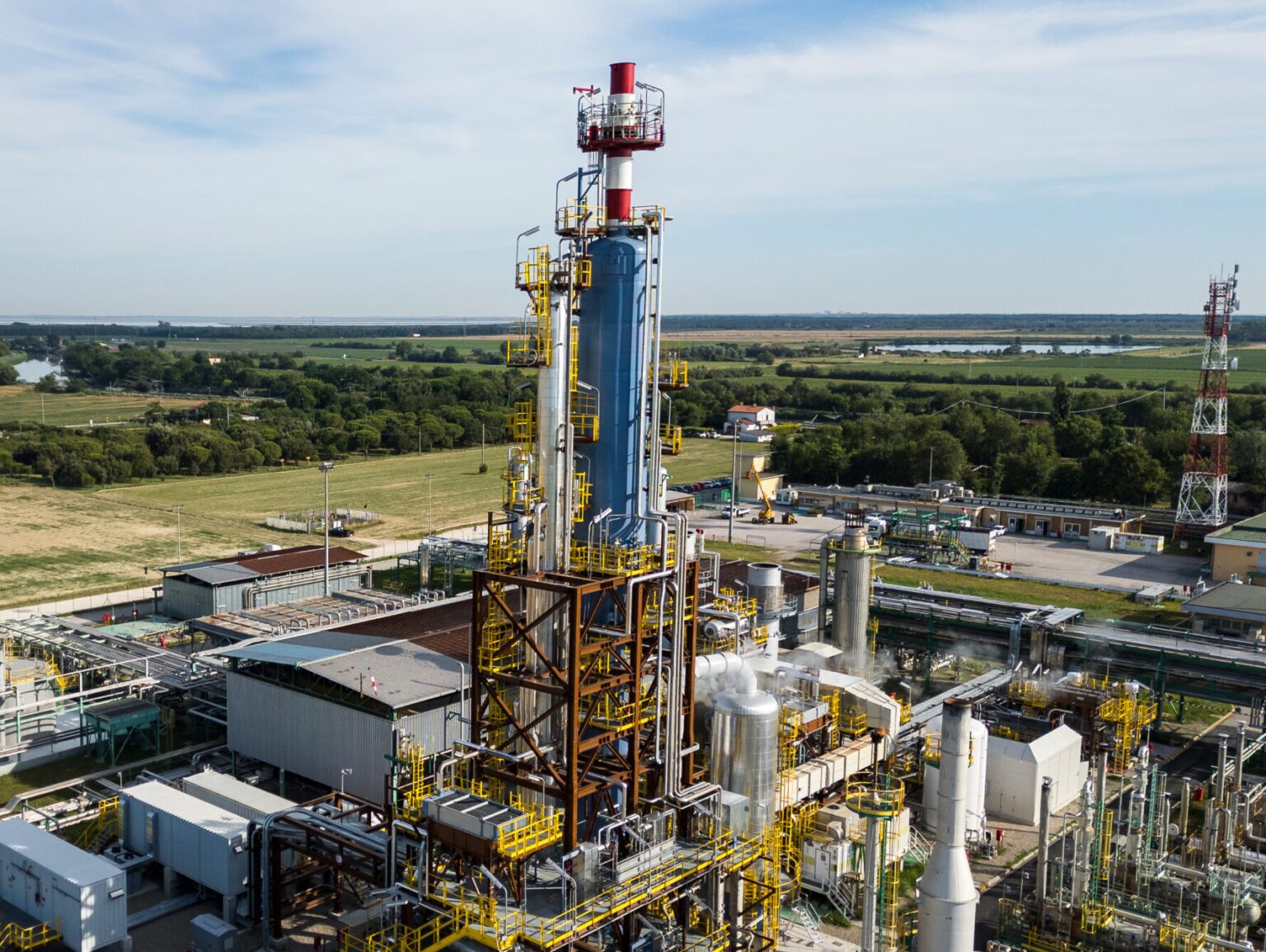Eni’s Ravenna CCS project capturing CO₂ from the Casalborsetti gas plant in Italy. Credit: Eni